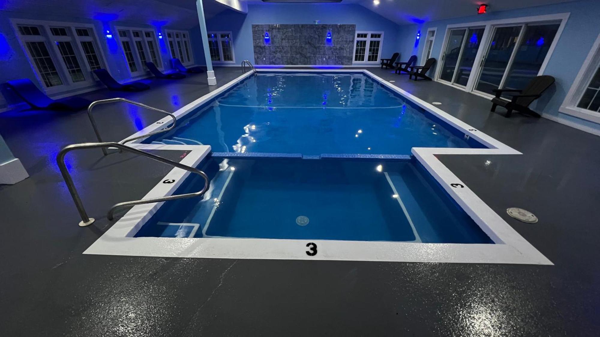 Travelodge By Wyndham Lincoln Near White Mountain Extérieur photo